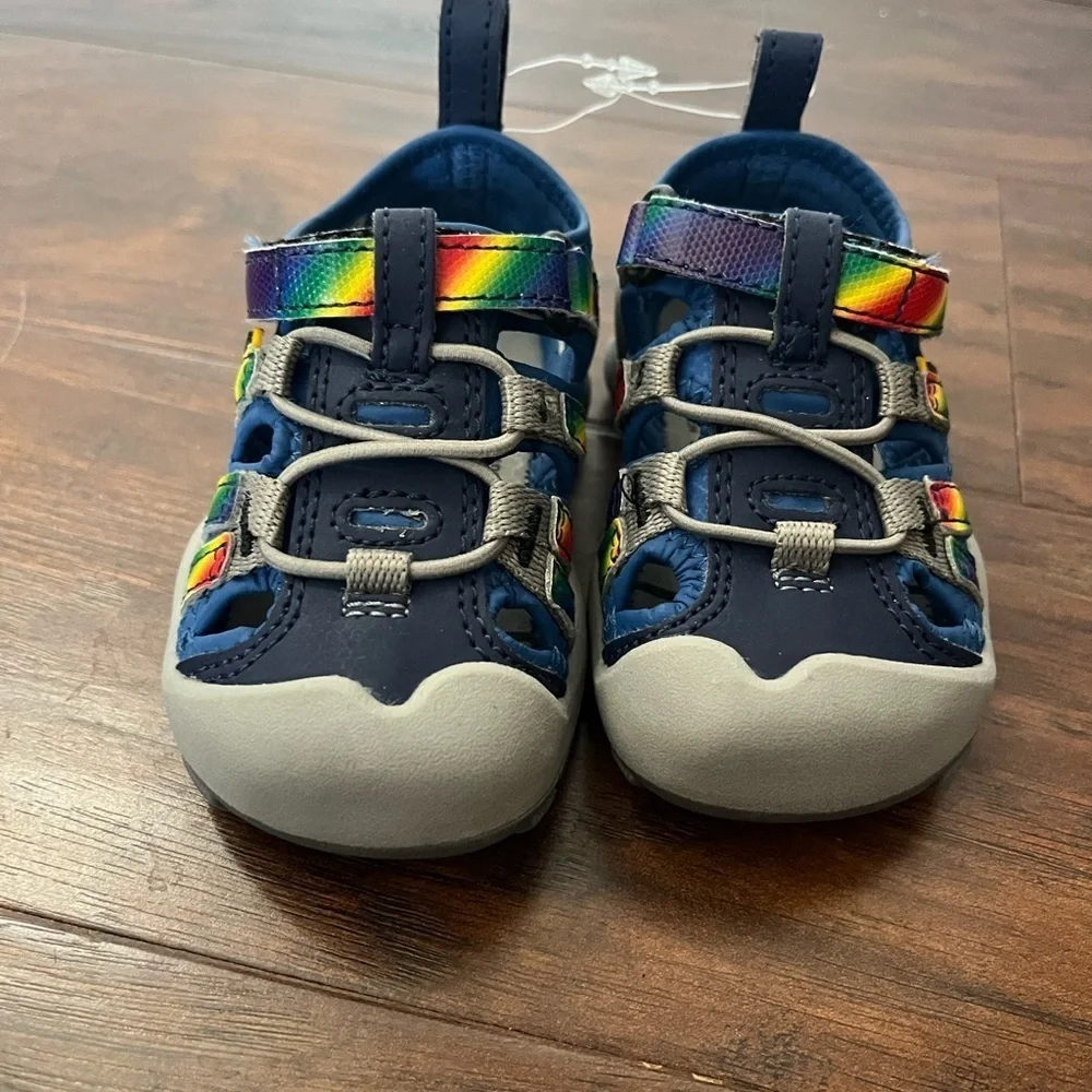 NWOT Keen Knotch Creek Rainbow Strap Navy ShoesUnisex Size 5